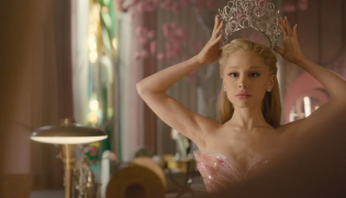 Wicked: For Good screenshot 2