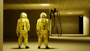 Backrooms: Escape Together screenshot 1